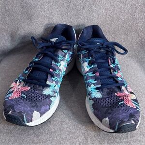 NIKE Sz 8 Zoom Pegasus 32 Floral Running Shoes Lace Up Sneakers Cushioned Soles
